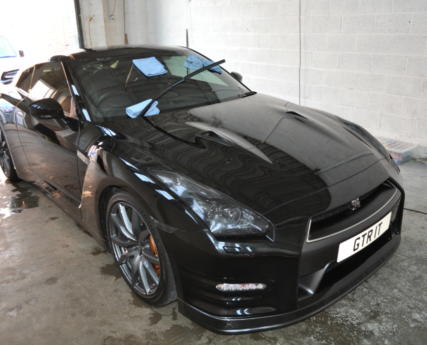 R35 GT-R 16